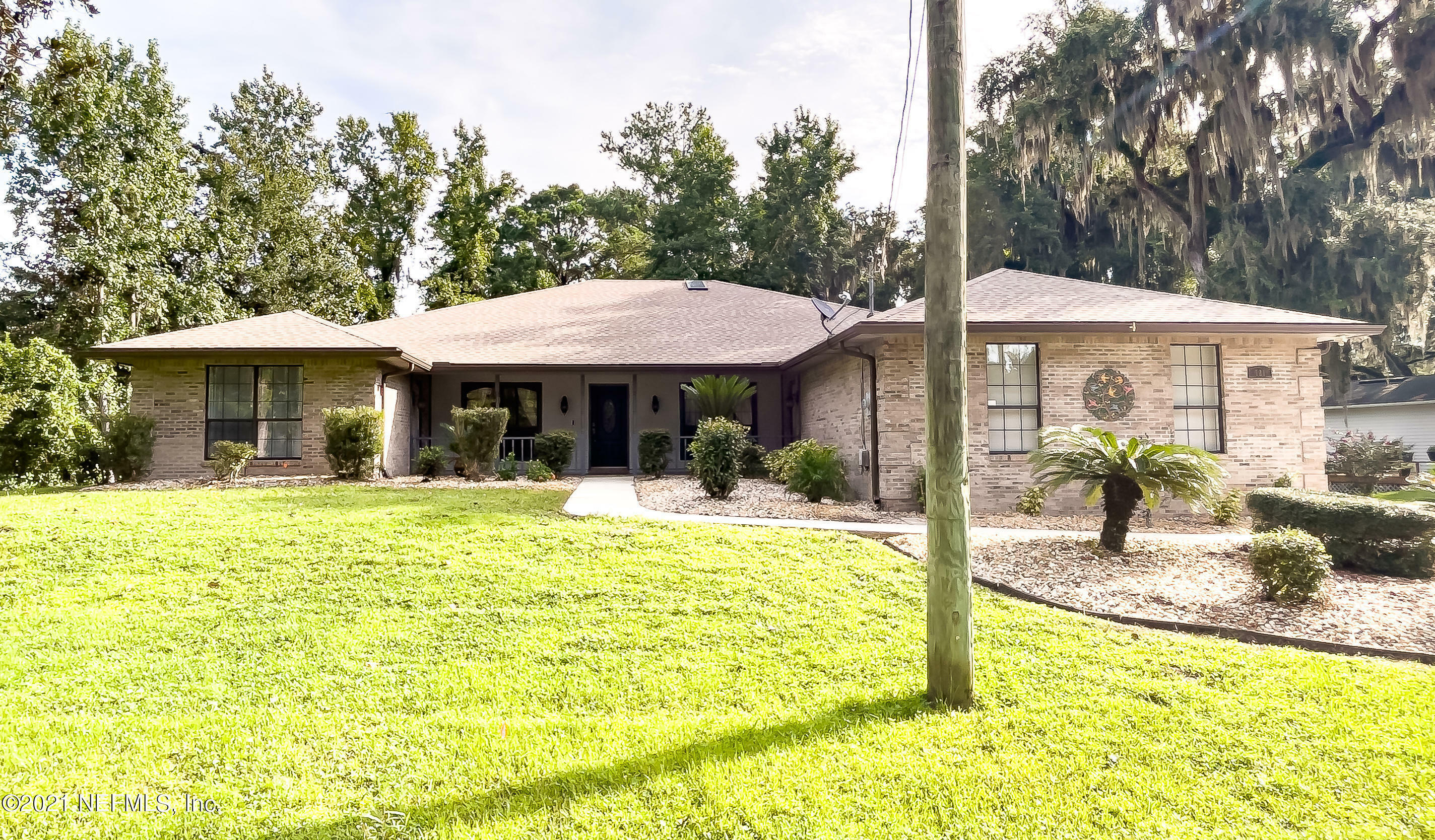 Property Photo:  721 Florida Street  FL 32003 