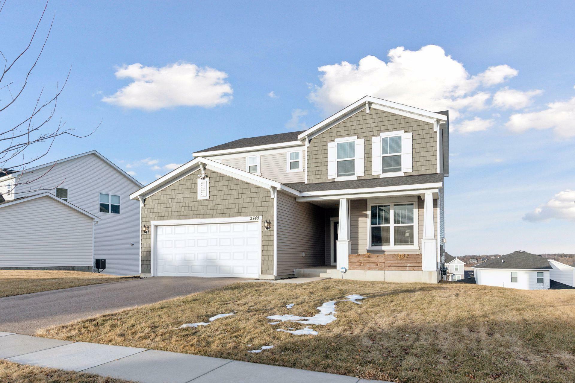 Property Photo:  2745 Isabelle Drive  MN 55386 