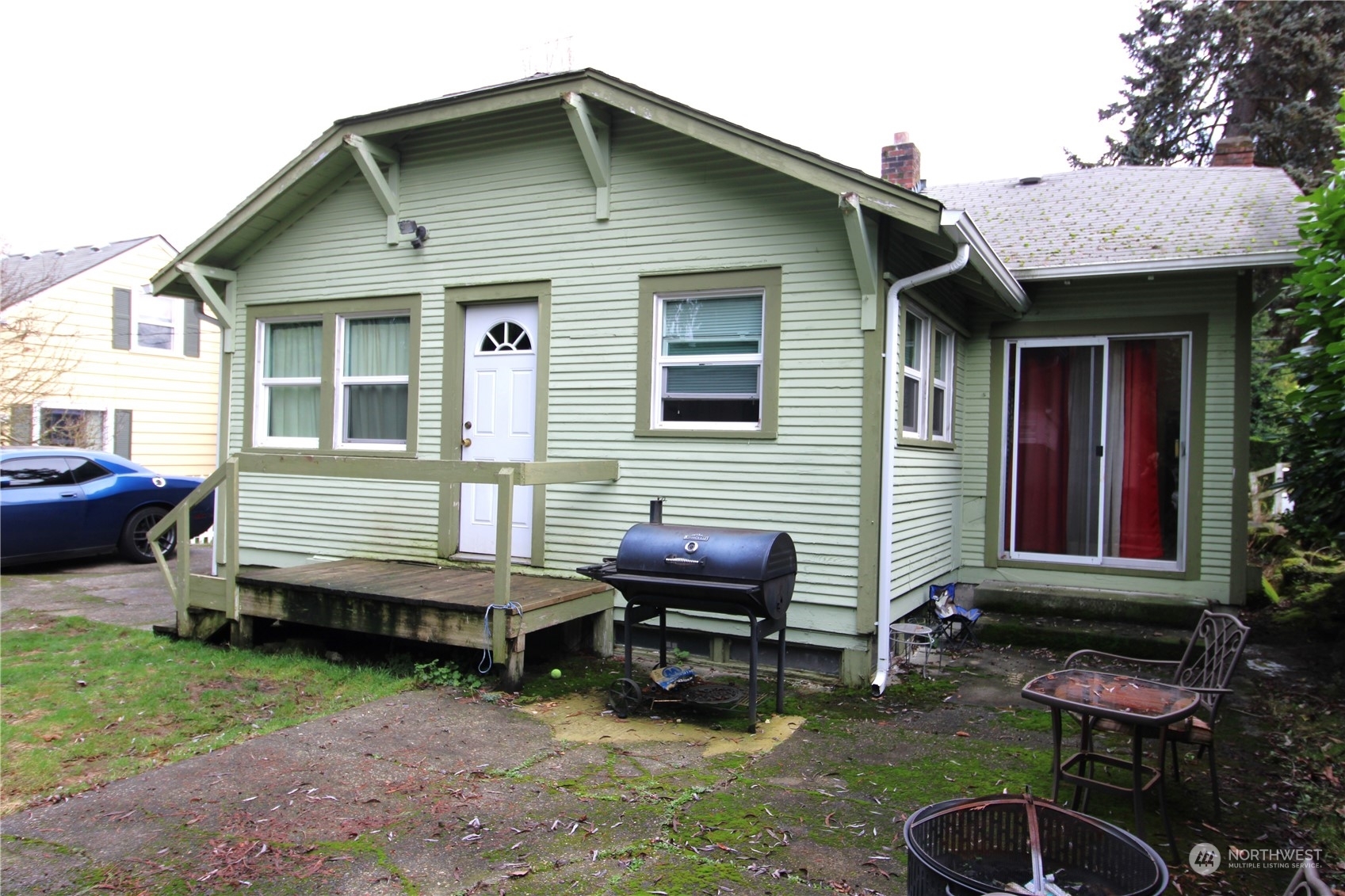 Property Photo:  1115 SE Chestnut Street SE  WA 98501 