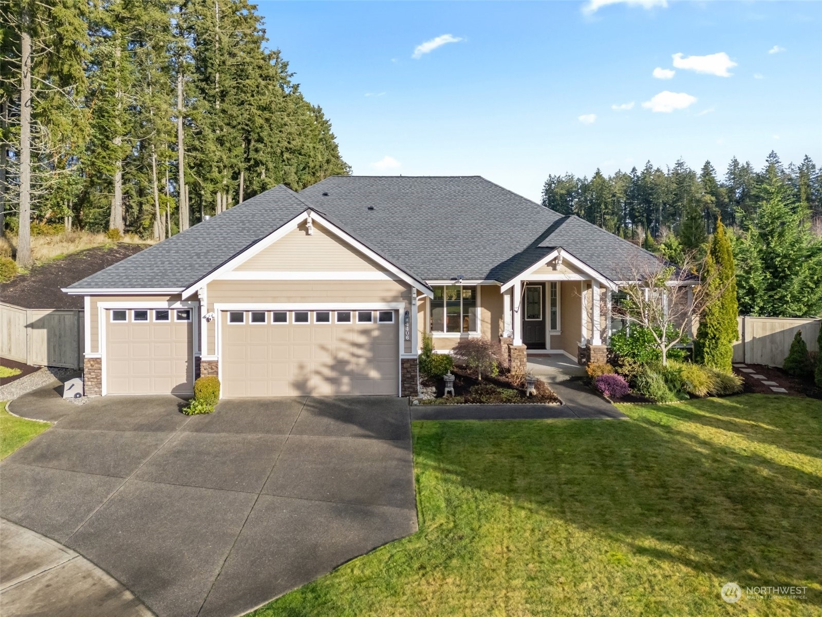 Property Photo:  4406  Caddy Lane NE  WA 98516 