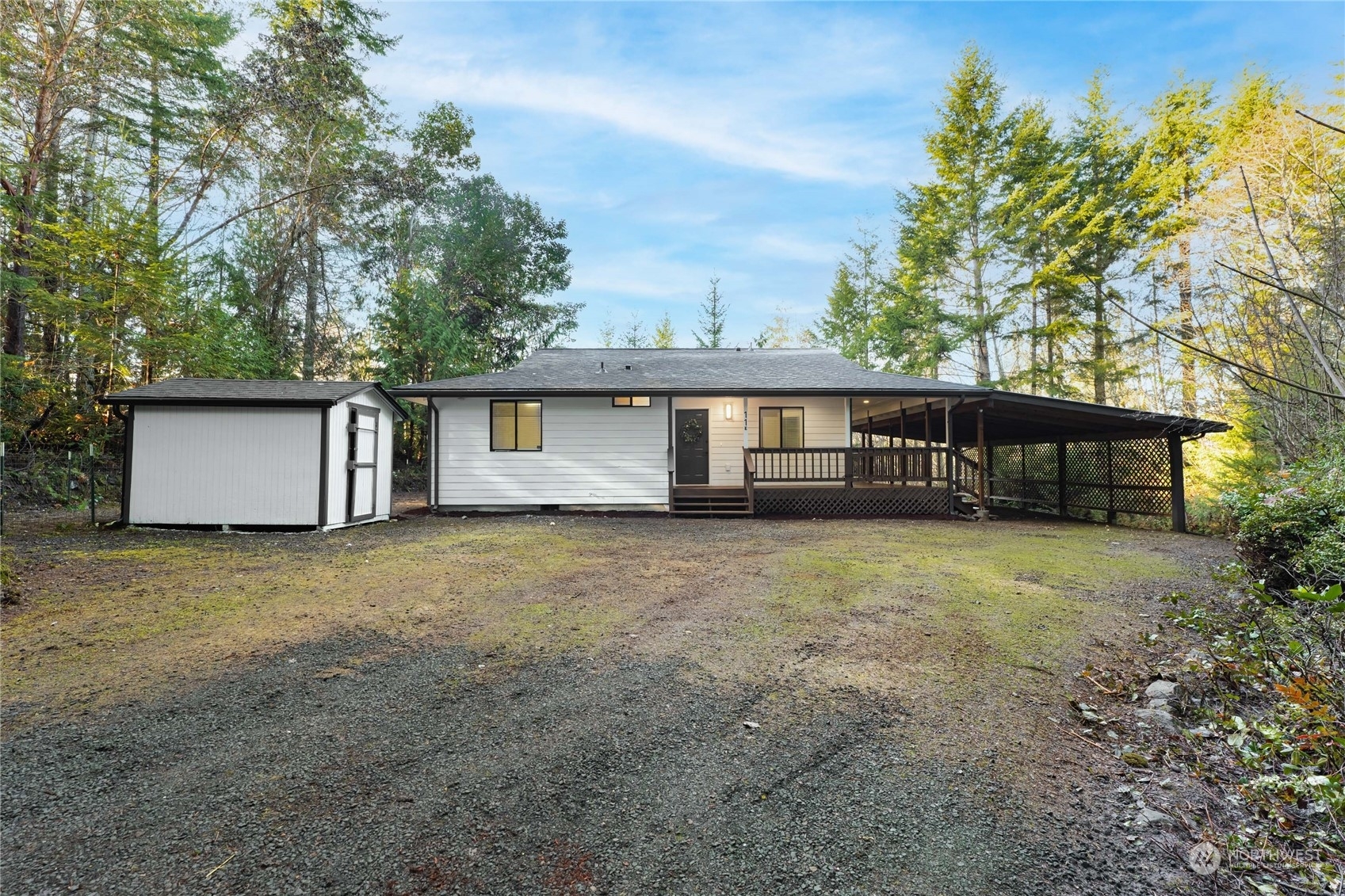 Property Photo:  11 E Blue Heron Rst  WA 98528 