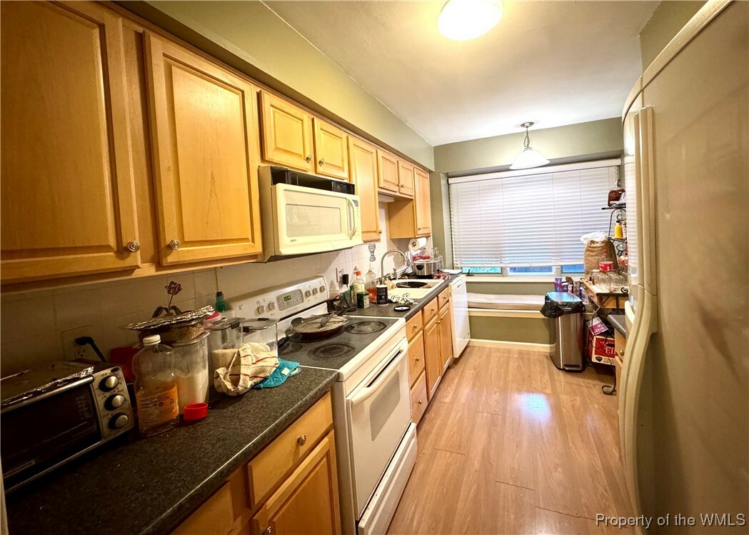 Property Photo:  376 Merrimac 222  VA 23188 