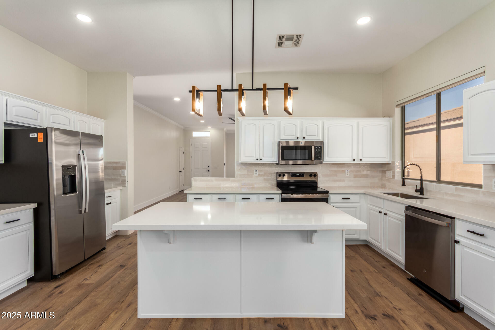Property Photo: 4249 S Pony Rider Trail AZ 85118