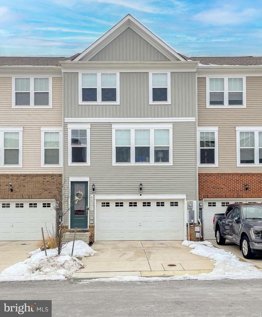Property Photo: 44581 Nolani Way MD 20619