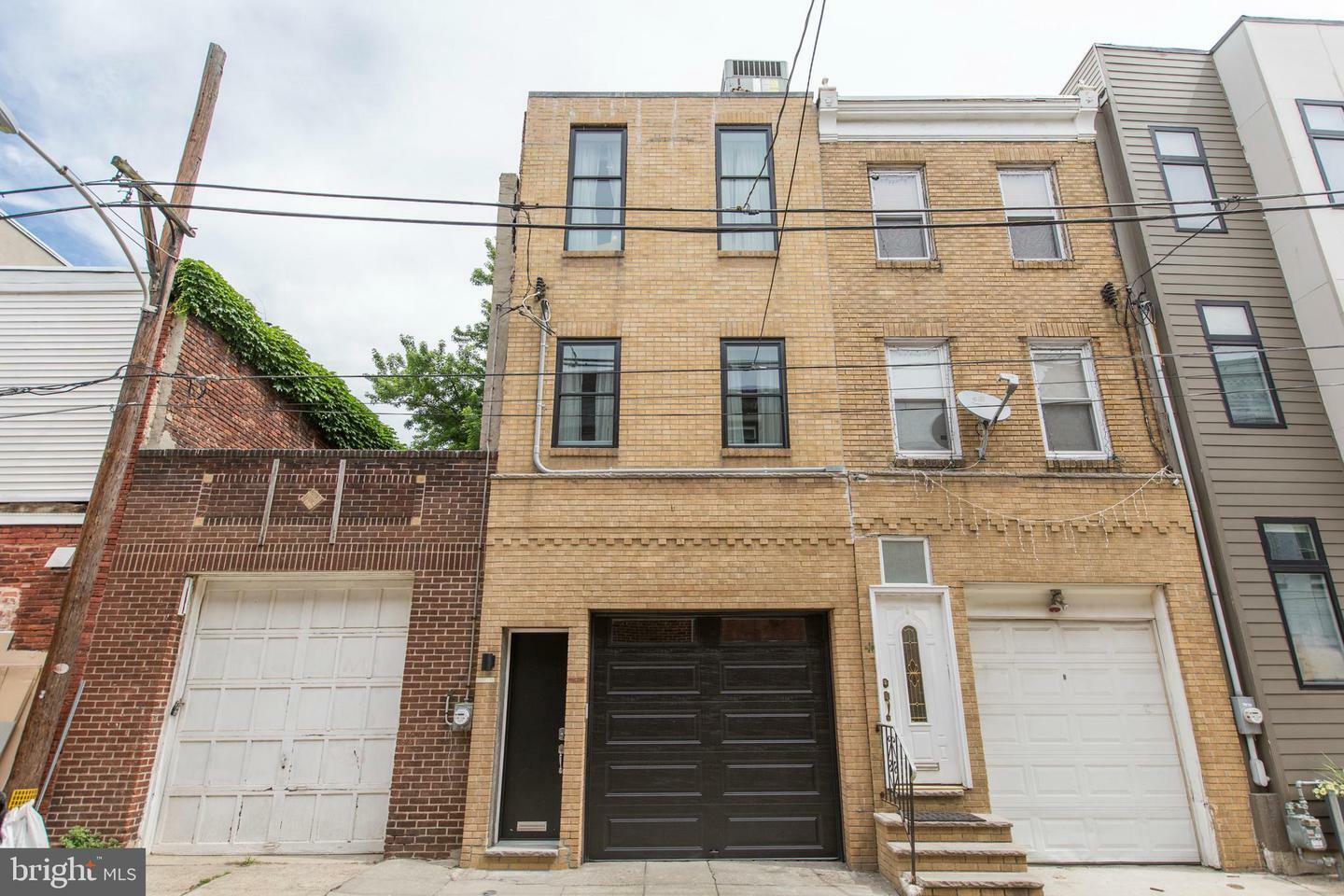 Property Photo:  1211 Annin Street  PA 19147 