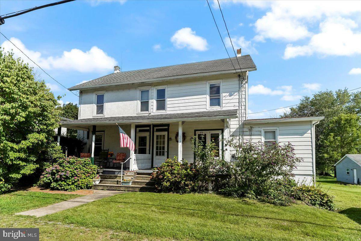 Property Photo:  176 Old Limestone Road  PA 19363 