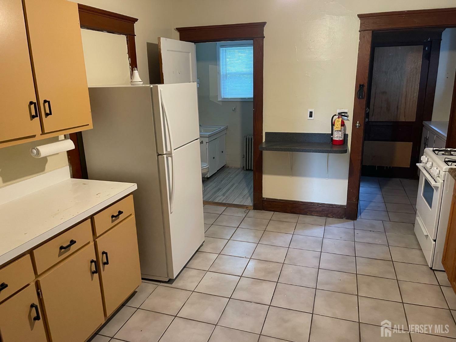 Property Photo: 118 Huntington Street NJ 08901