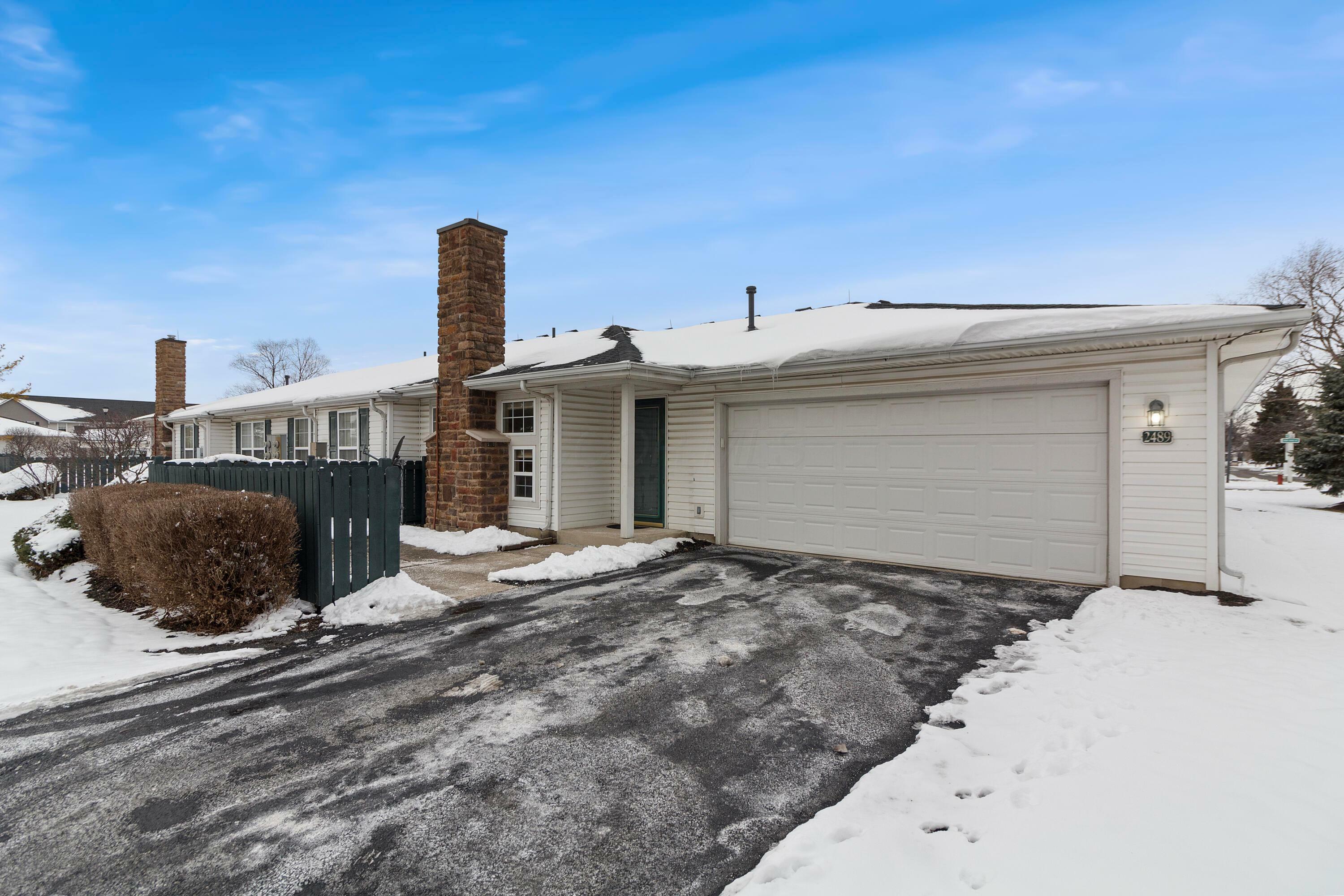 Property Photo:  2489 Crystal Springs Drive  OH 43026 