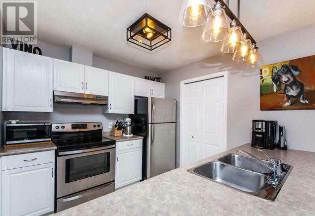 Property Photo:  6608 42 Street  AB T9V 3L1 