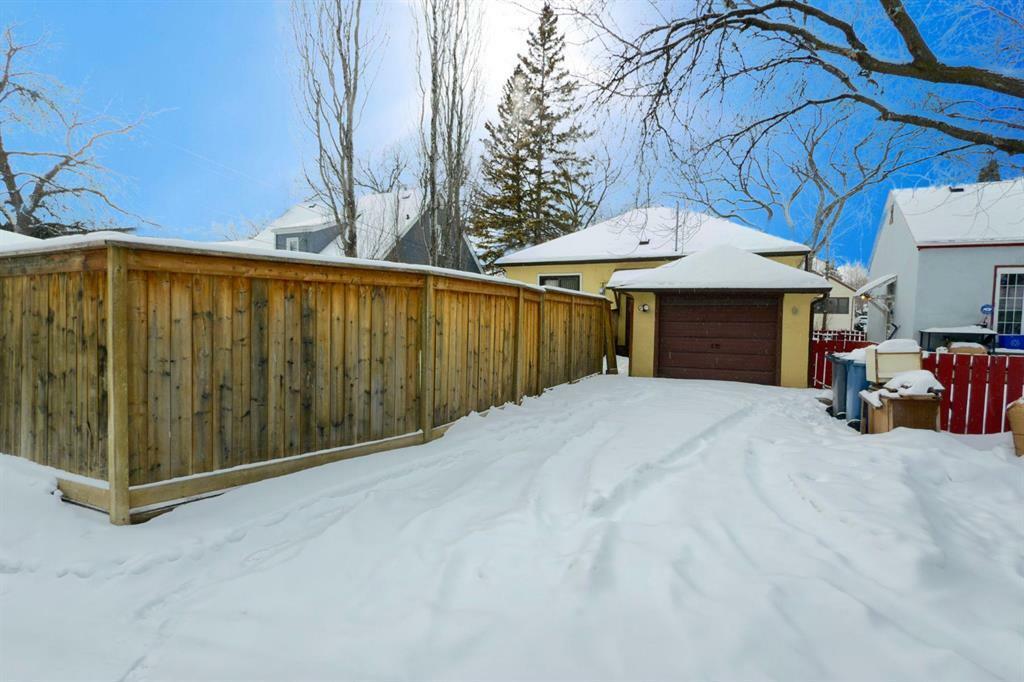 Property Photo:  334 Centennial Street  MB R2N 1P5 