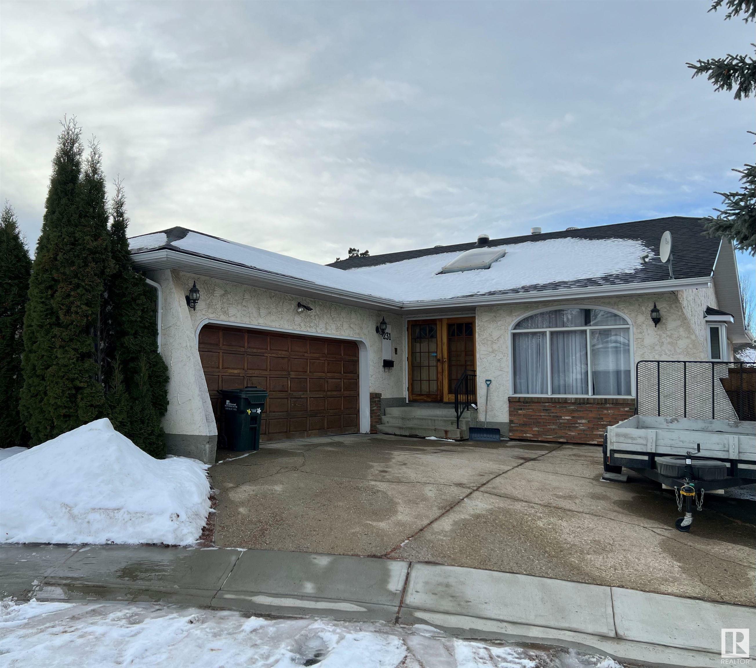 231 Village Circle  Sherwood Park AB T8A 5A1 photo