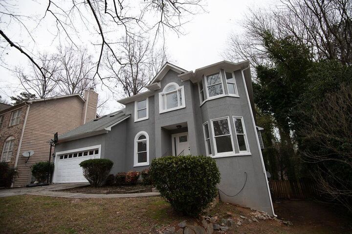 Property Photo: 500 Chimney House Court GA 30087