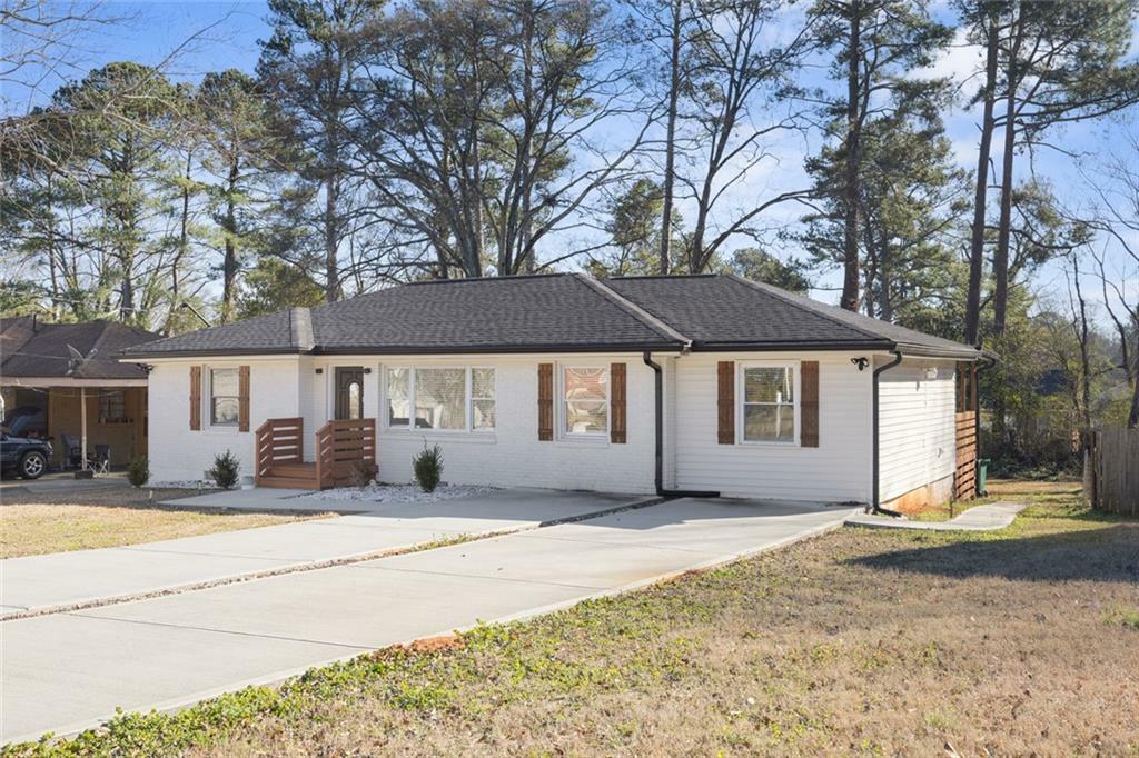 Property Photo:  2851 Long Way  GA 30032 