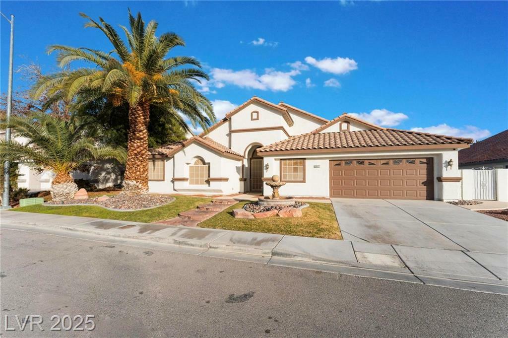 Property Photo:  5522 Oakview Falls Court  NV 89148 