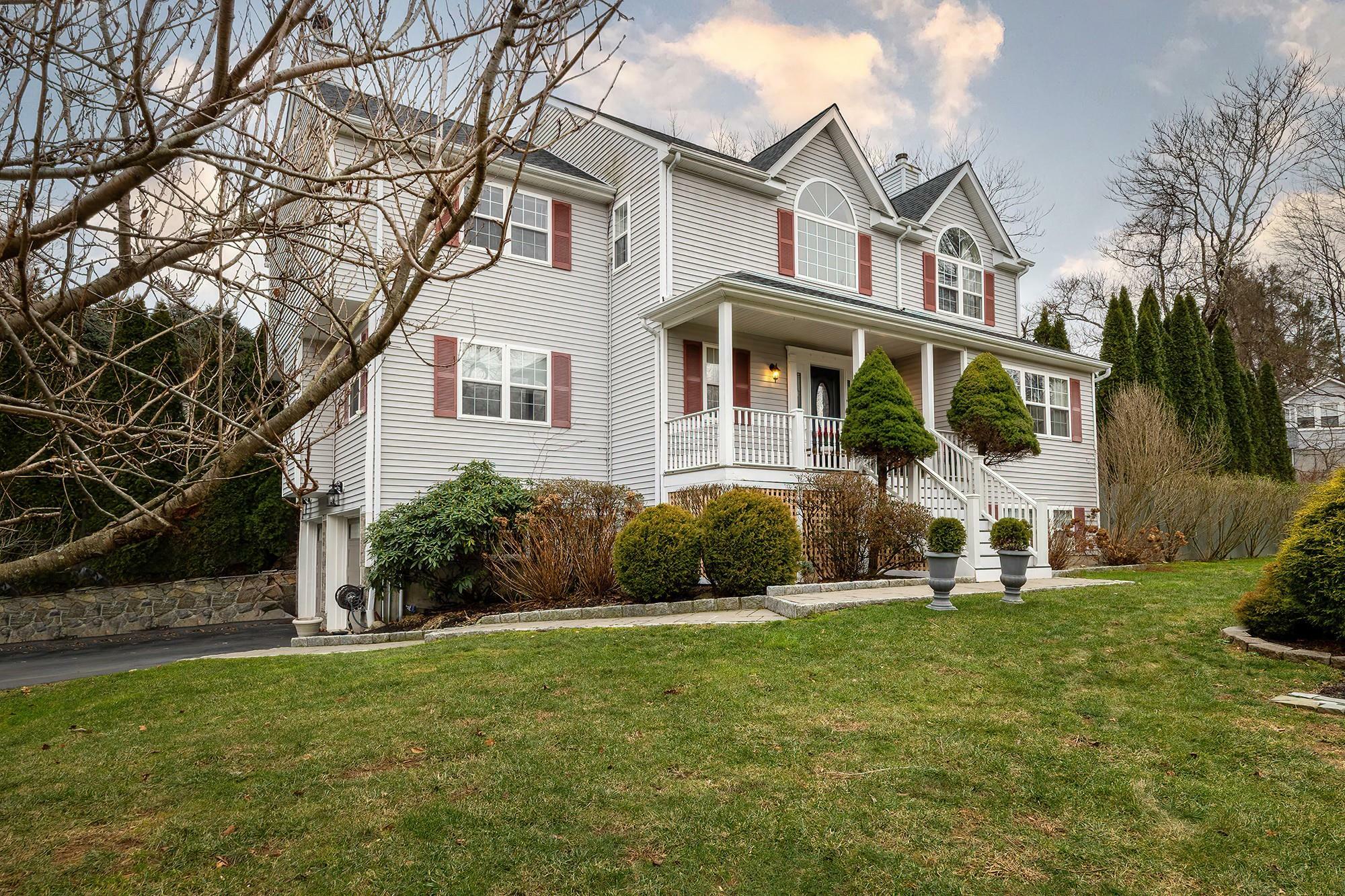 Property Photo: 5 Enrico Drive NY 10567