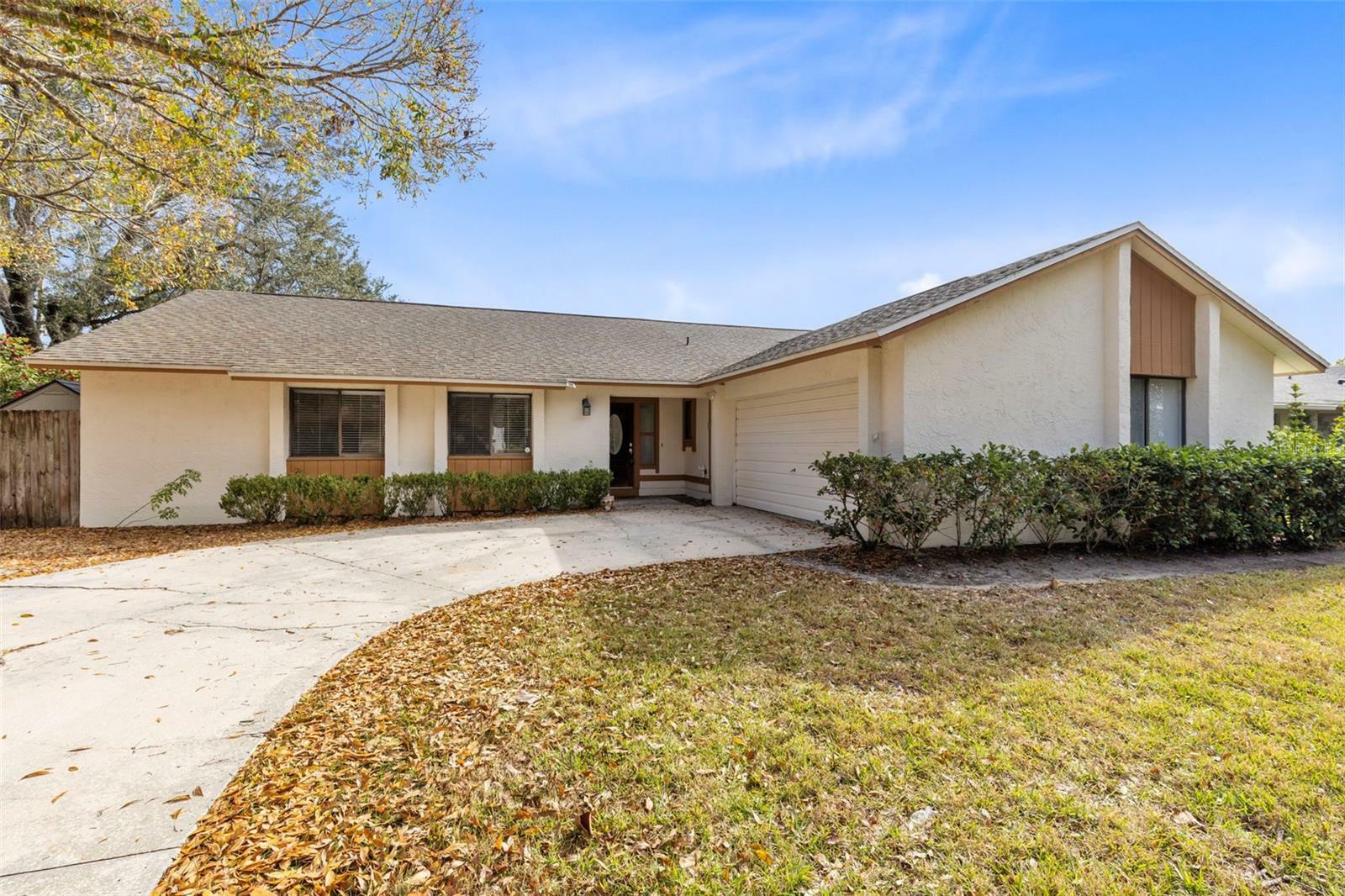 Property Photo:  1116 Fairway Drive  FL 32792 