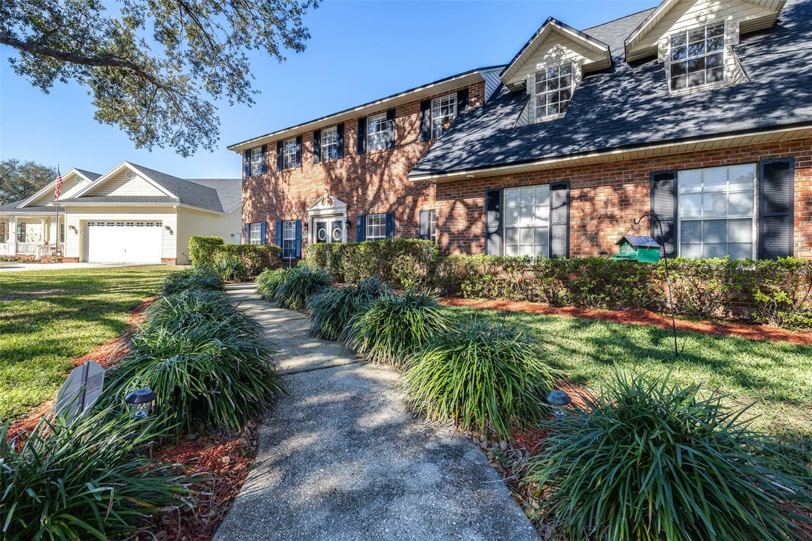 Property Photo:  5171 Deeson Pointe Court  FL 33805 