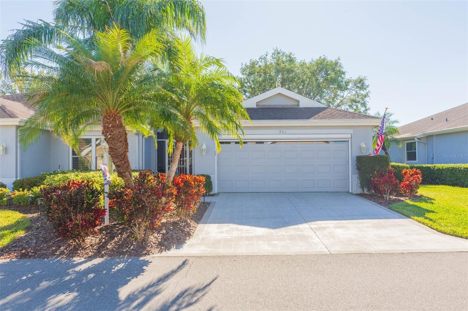 Property Photo: 951 Villeroy Greens Drive FL 33573