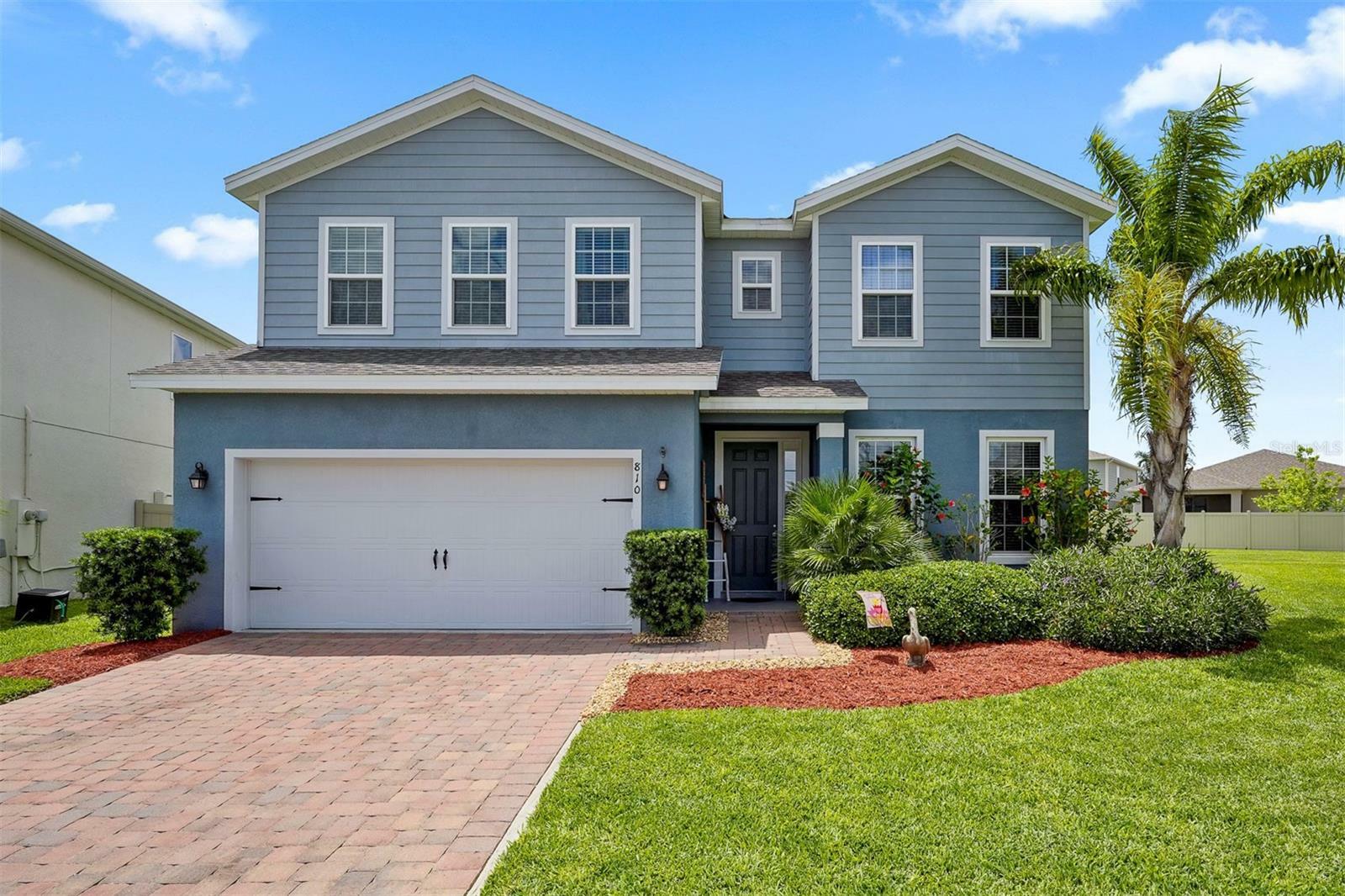 Property Photo:  810 Maplebrook Loop  FL 32703 