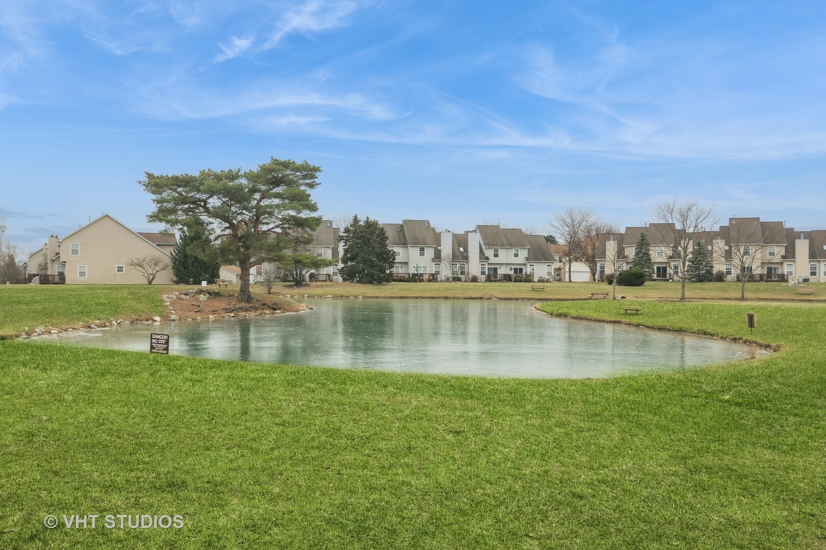 Property Photo:  13200 W Heiden Circle 2409  IL 60044 