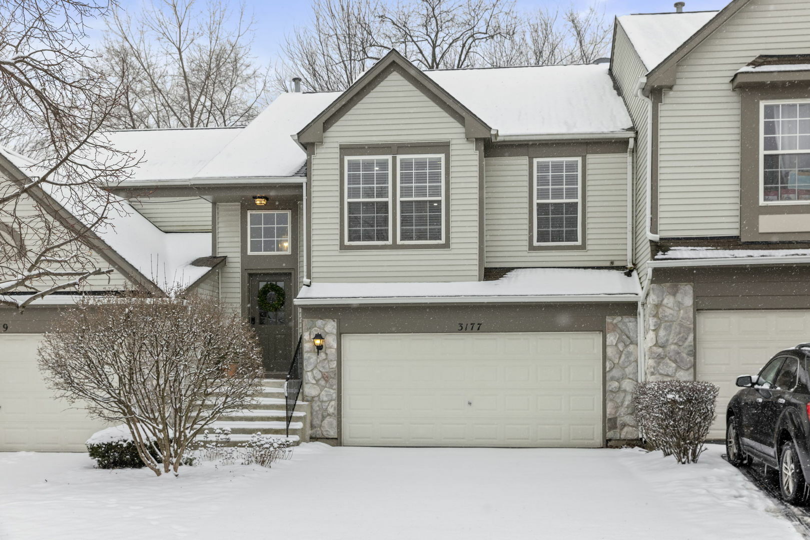 Property Photo:  3177 Bromley Lane  IL 60502 