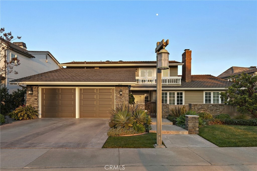 Property Photo:  3829 Vista Azul  CA 92672 