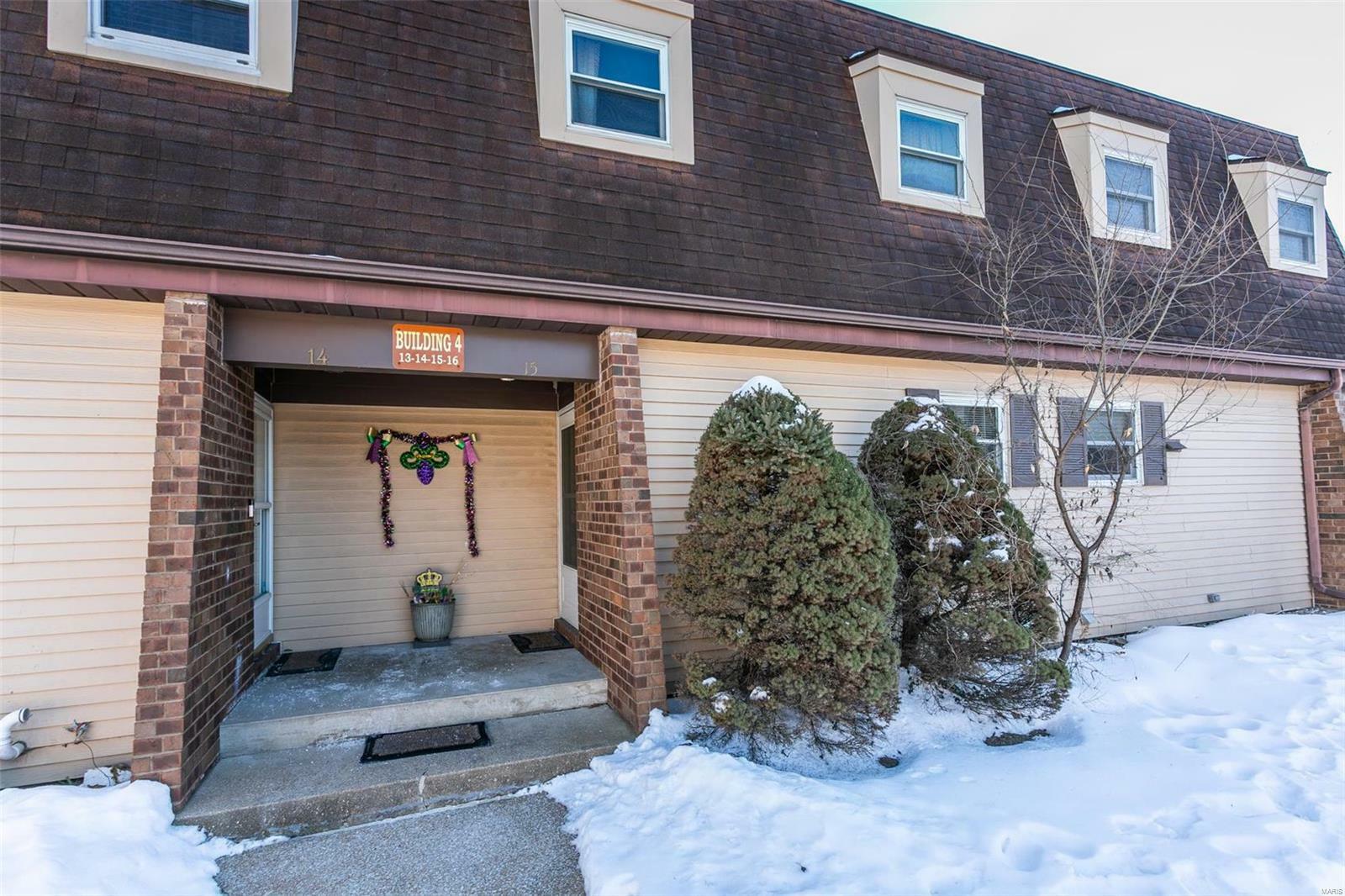 Property Photo:  15 Dorset Court  IL 62025 