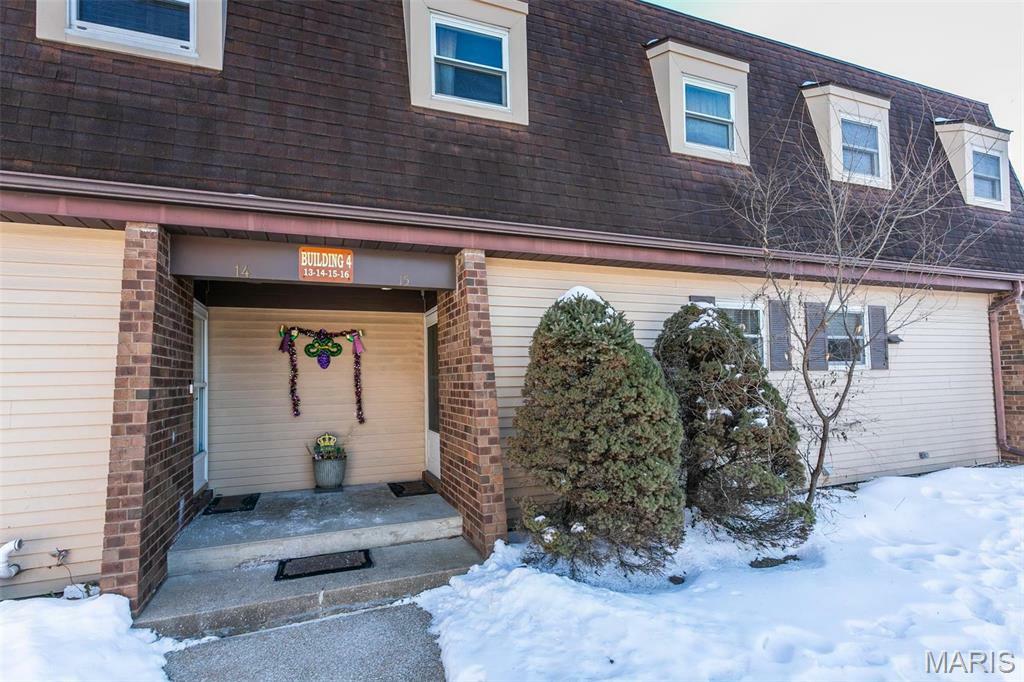 Property Photo: 15 Dorset Court IL 62025
