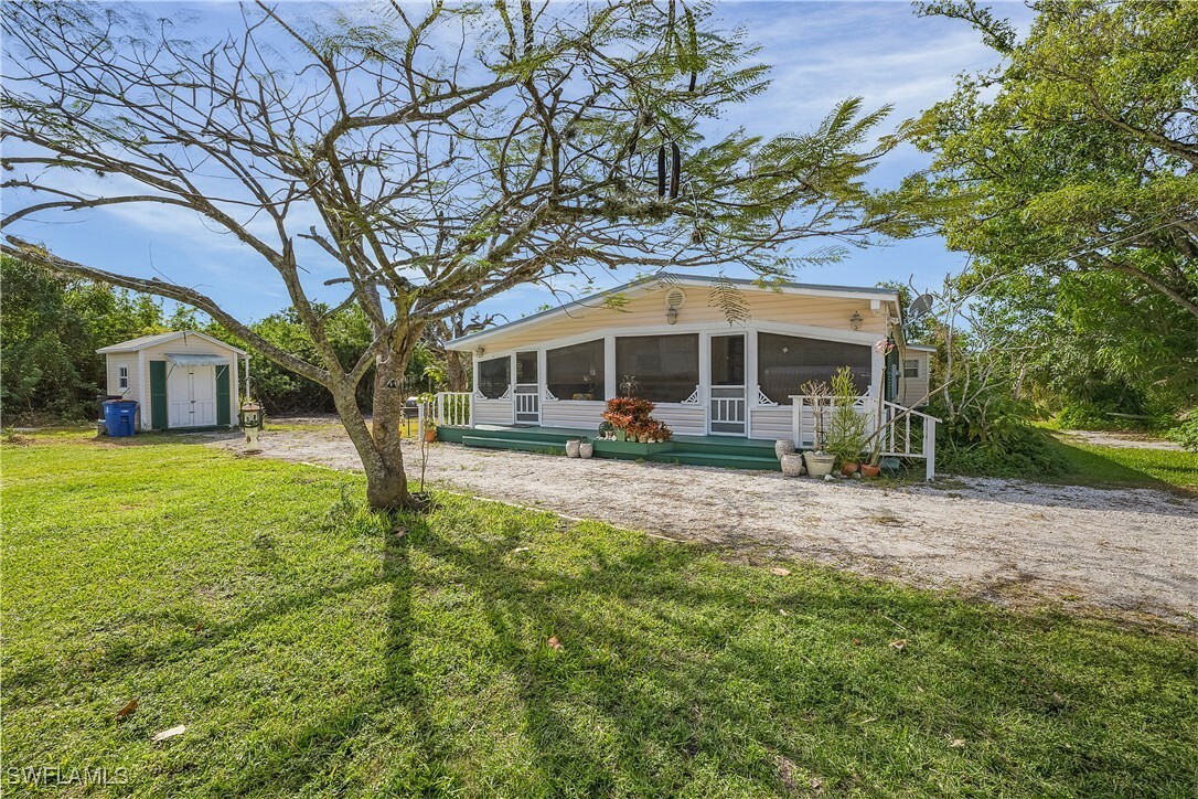 Property Photo:  6253 Valeria Road  FL 33922 