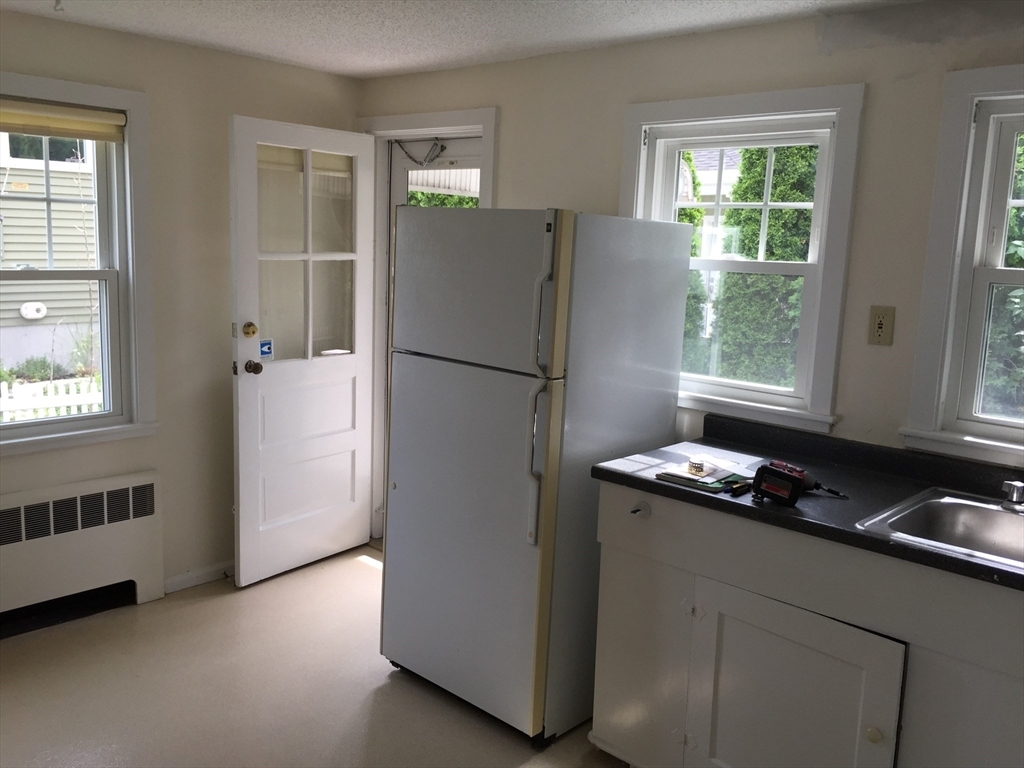 Property Photo:  59-61 Oxford Ave 61  MA 02478 