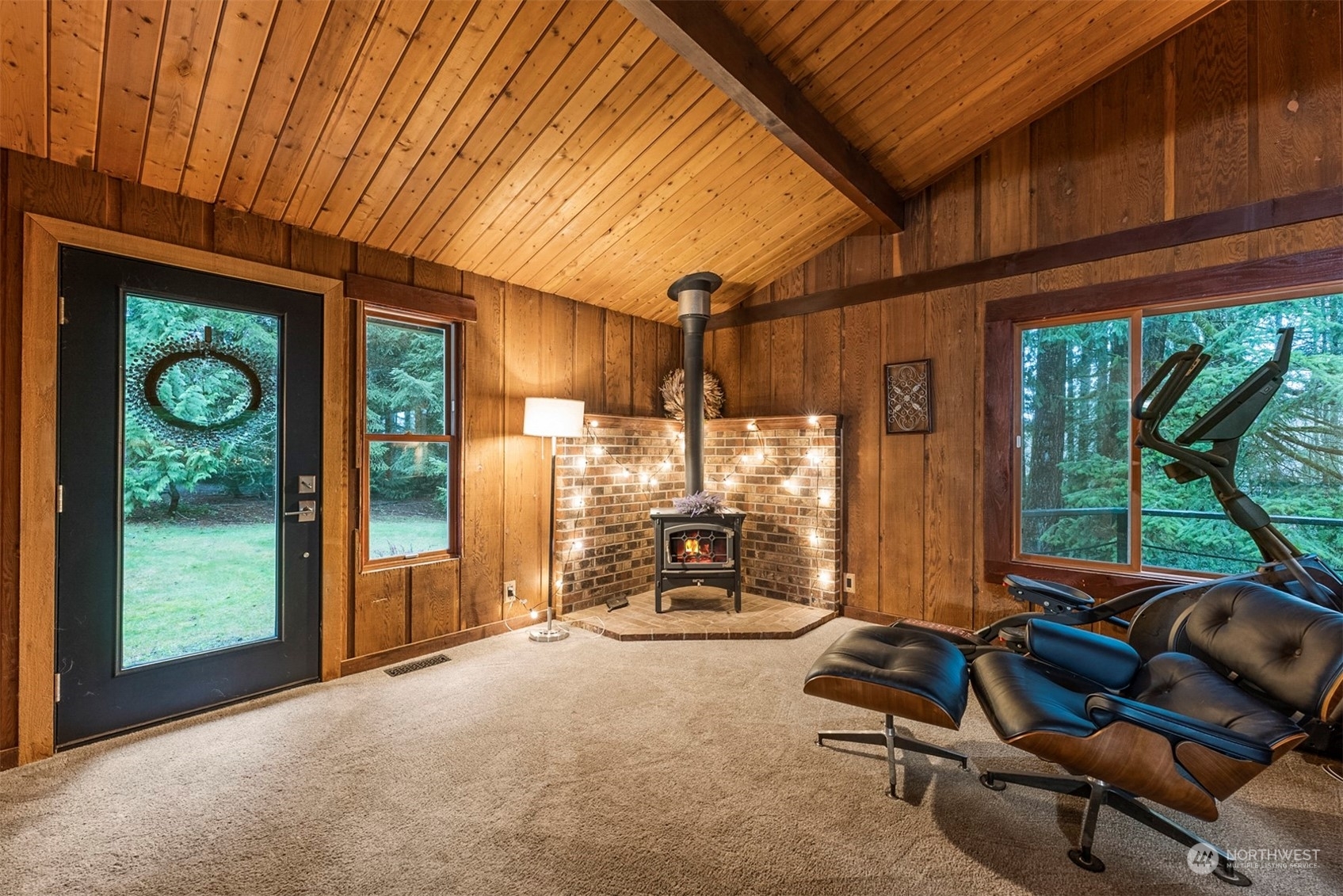 Property Photo: 675 SW Rainbow Ridge WA 98367