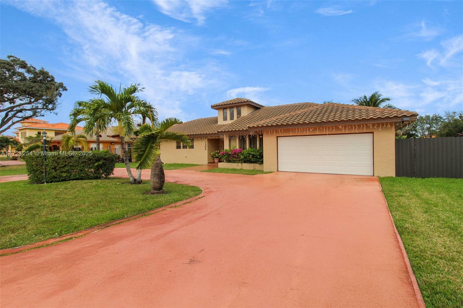 Property Photo:  7205 N Augusta Dr  FL 33015 