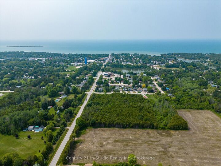 Property Photo:  7 Grenville Street N  ON N0H 2L0 