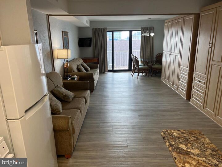Property Photo:  107 N Atlantic Ave Unit 209 (Week 23)  MD 21842