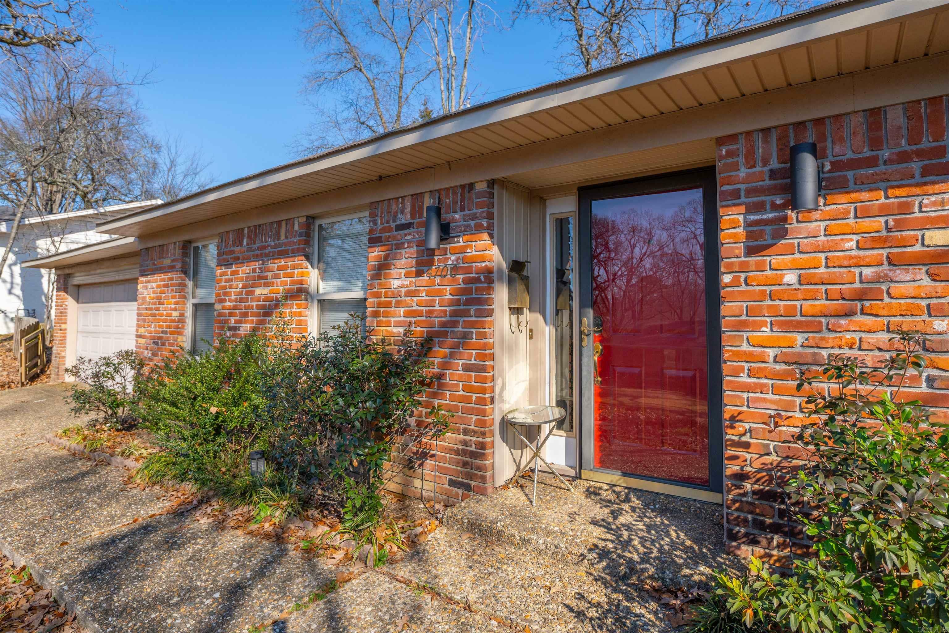 Property Photo: 4700 Edgemere Street AR 72116
