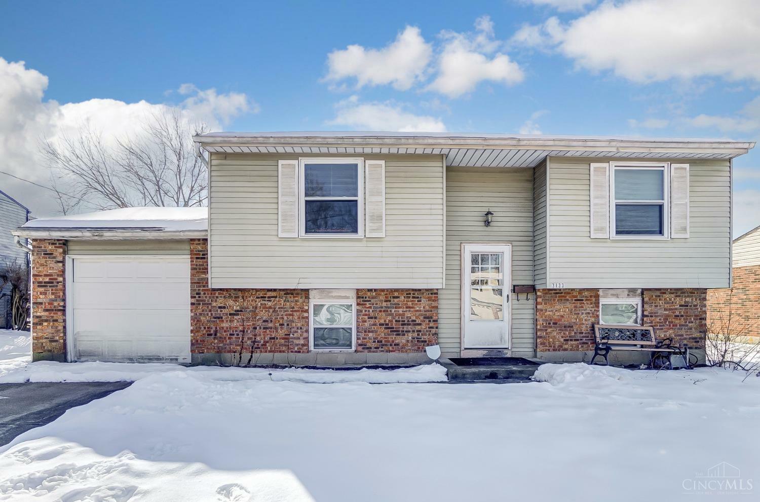 Property Photo:  3133 Glenaire Drive  OH 45251 