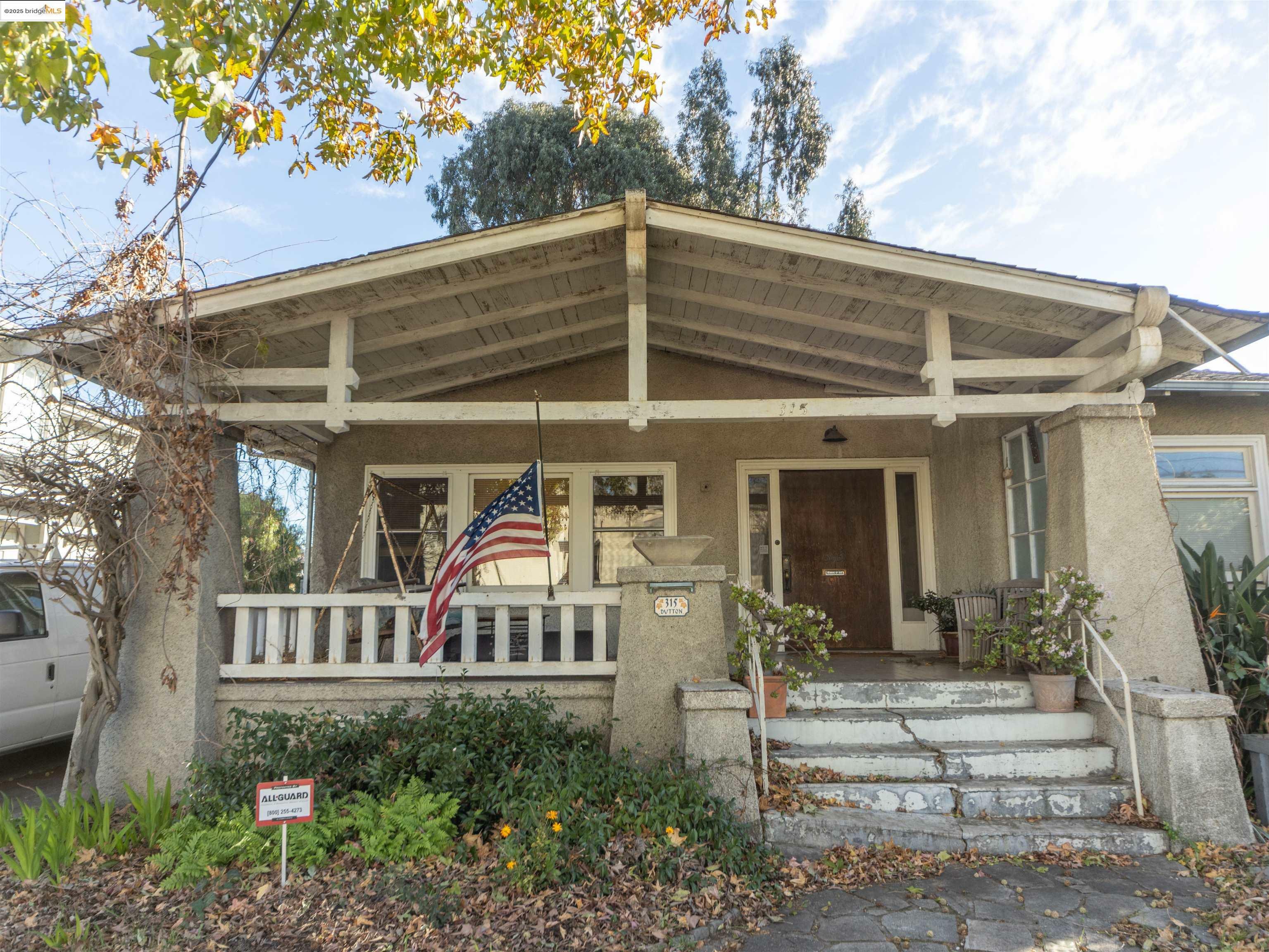 Property Photo:  315 Dutton Ave  CA 94577 