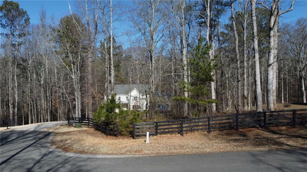 Property Photo:  122 Long Shadows Drive  GA 30004 