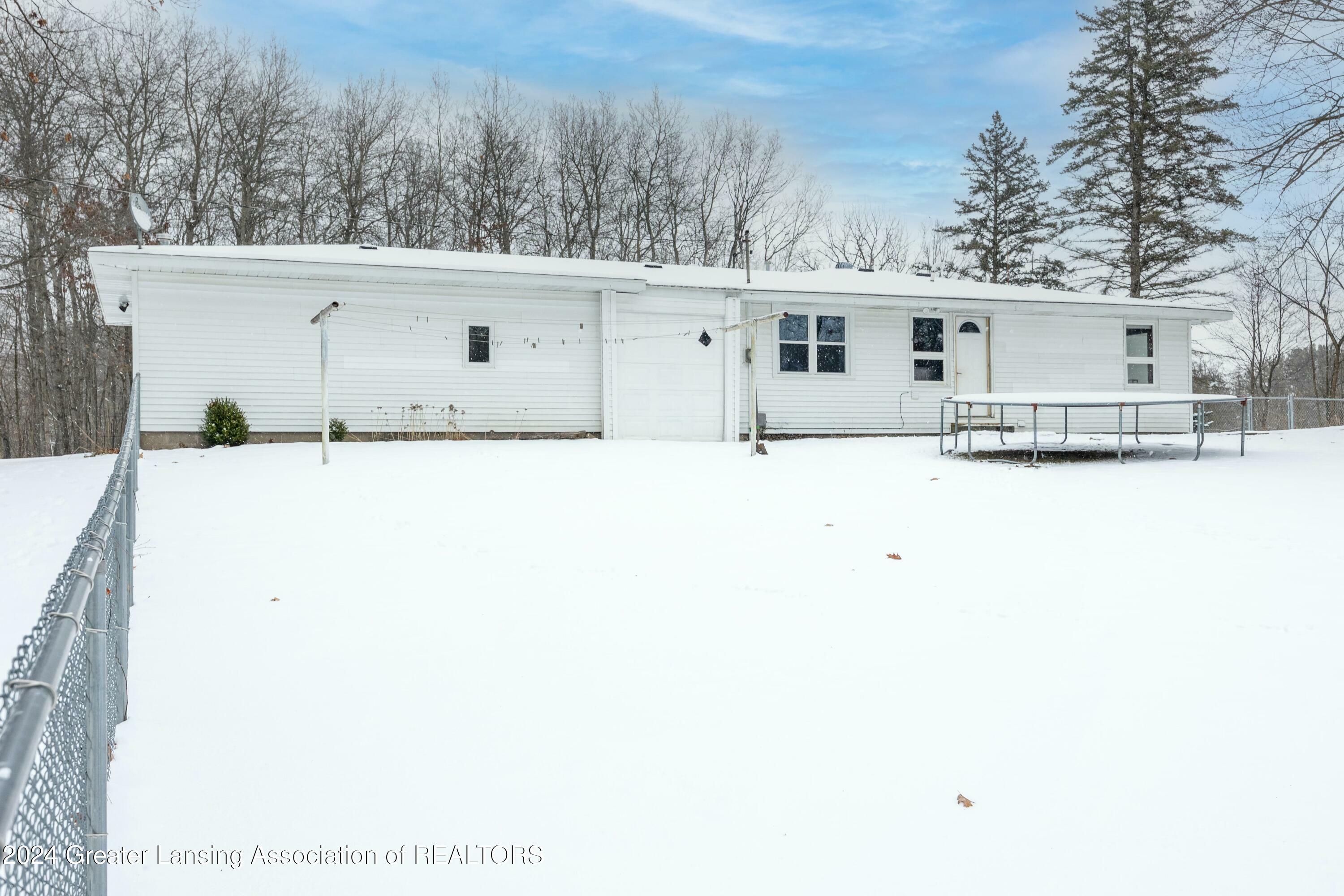 Property Photo:  490 S Nevins Road  MI 48888 