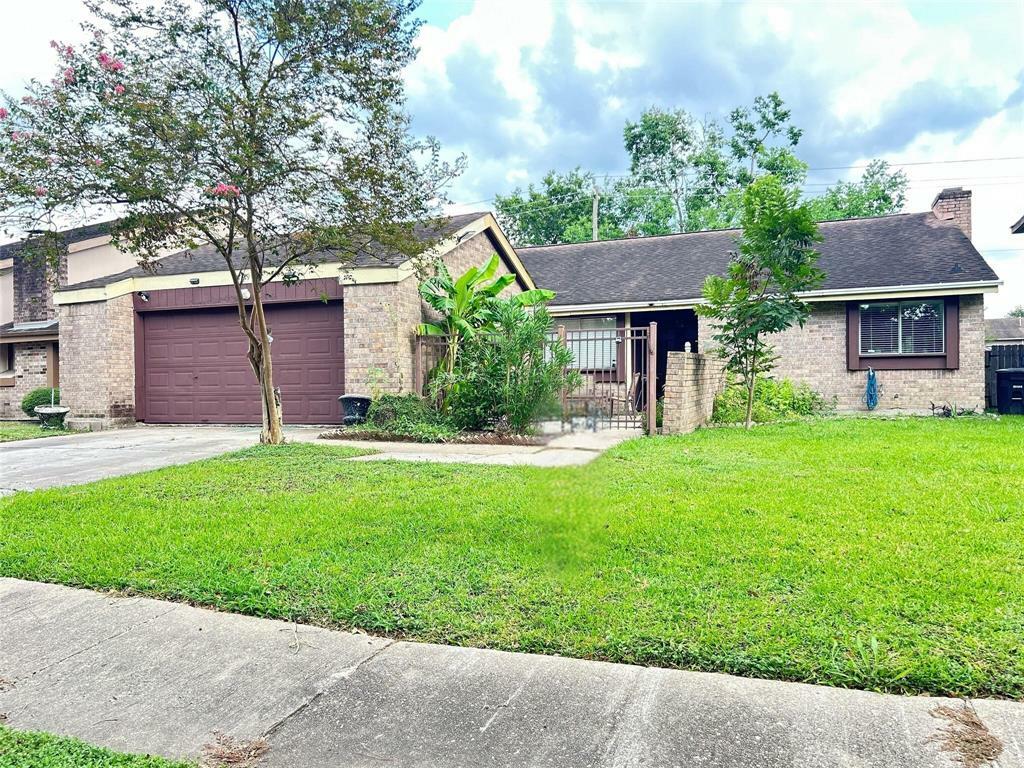 Property Photo:  7619 Secretariat Lane  TX 77071 