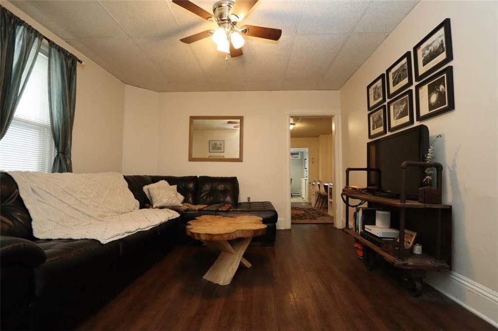 Property Photo:  330 Franklin Street 1  PA 18018 