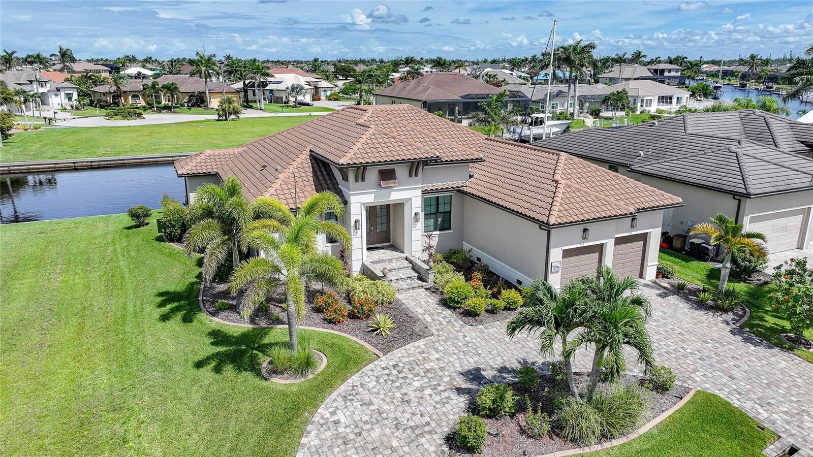 Property Photo:  5221 Almar Drive  FL 33950 