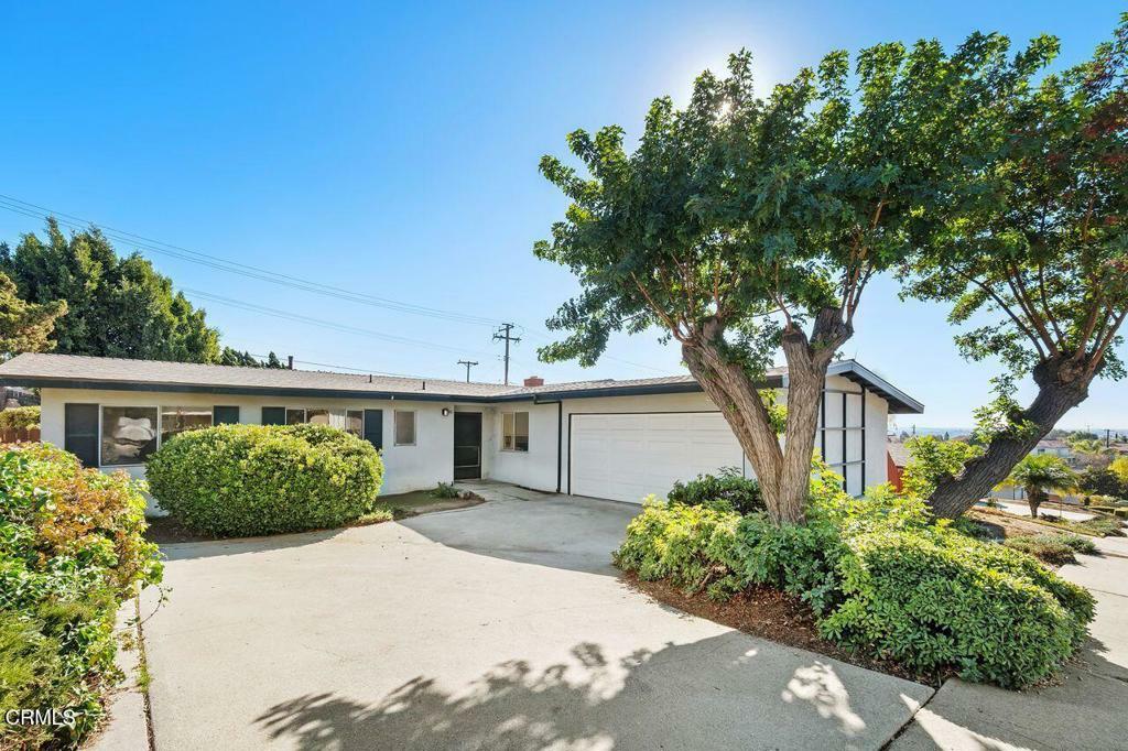 Property Photo:  828 Perry Avenue  CA 90640 