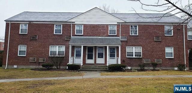 Property Photo:  100 Clark Court  NJ 07070 