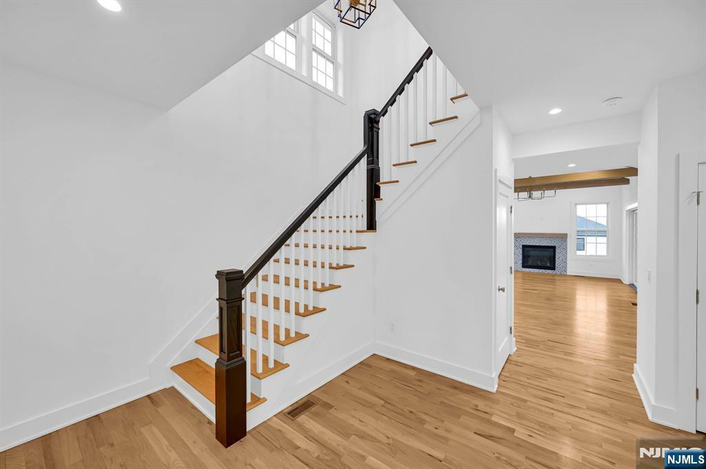 Property Photo:  35 Hillside Avenue  NJ 07039 