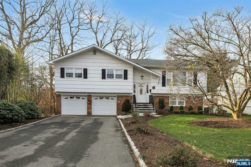 Property Photo: 256 Nottingham Road NJ 07446