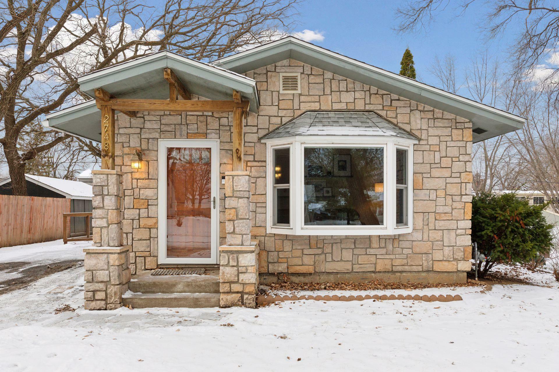 Property Photo:  2748 Hampshire Avenue S  MN 55426 