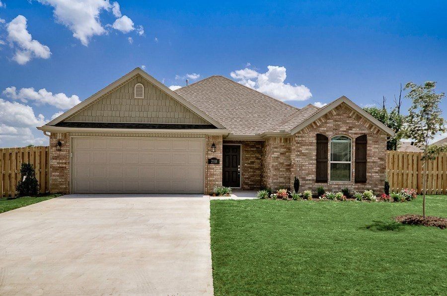 Property Photo: 4519 W Newton Avenue AR 72704