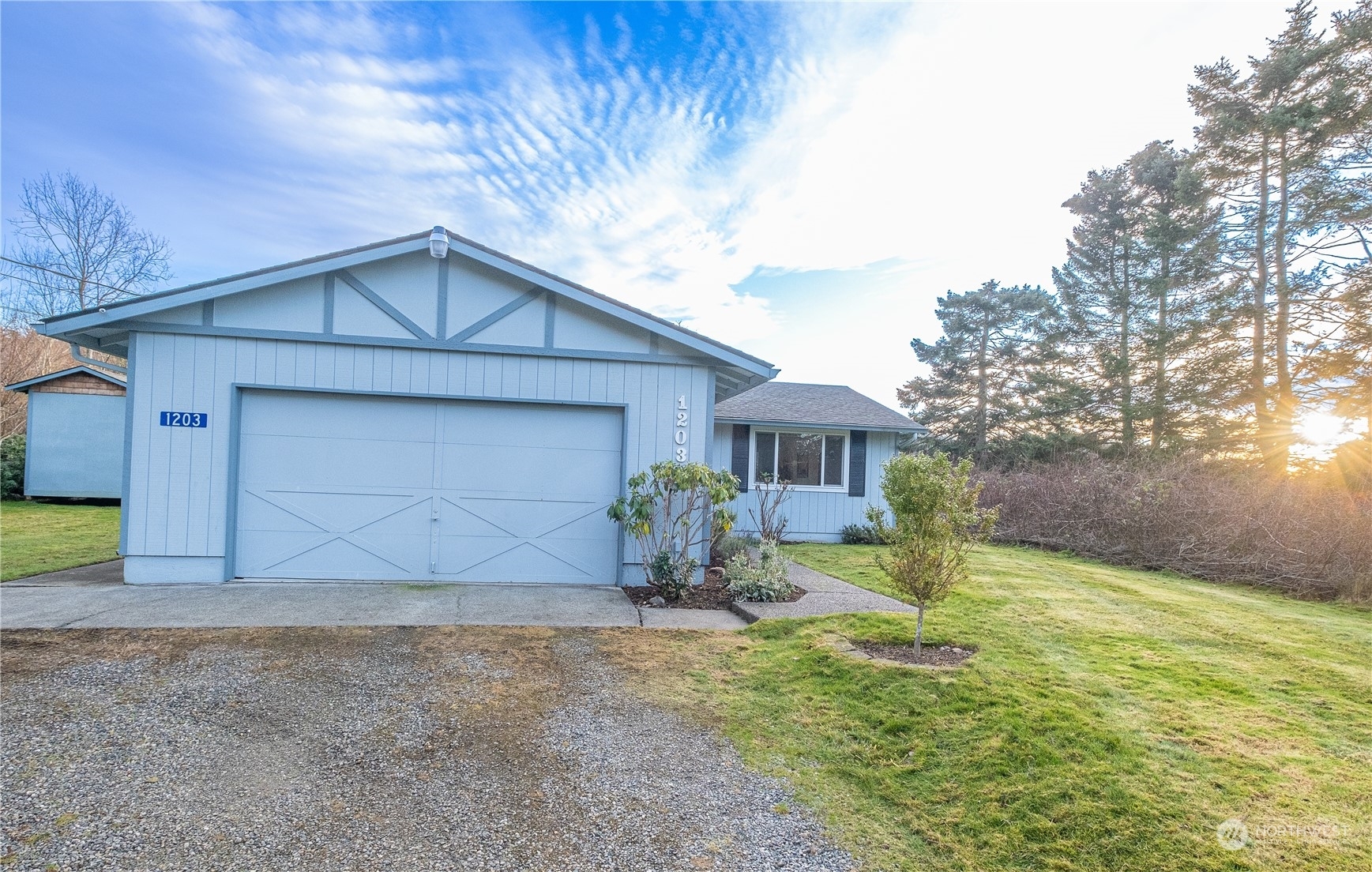 Property Photo:  1203 NE Parker Road  WA 98239 