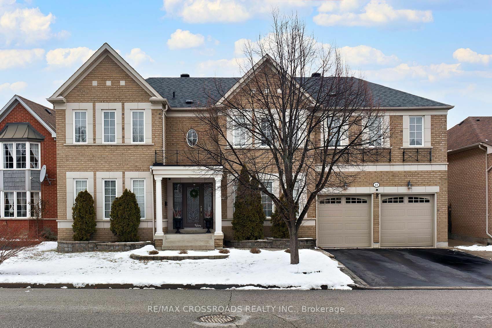 22 Westacott Cres N  Ajax ON L1T 4H7 photo